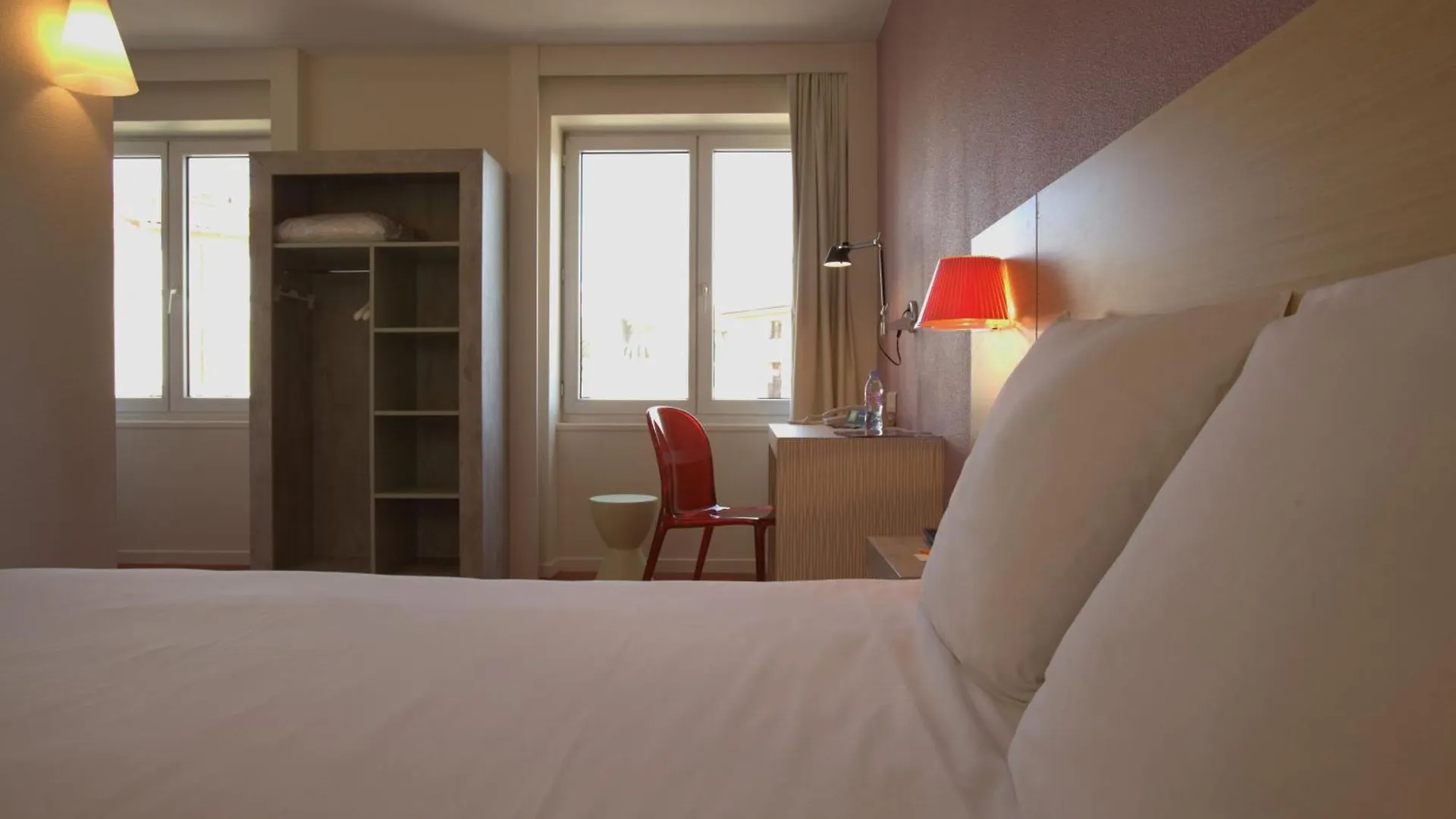 Ibis Styles Le Puy En Velay Hotel 3*, Le Puy-en-Velay France