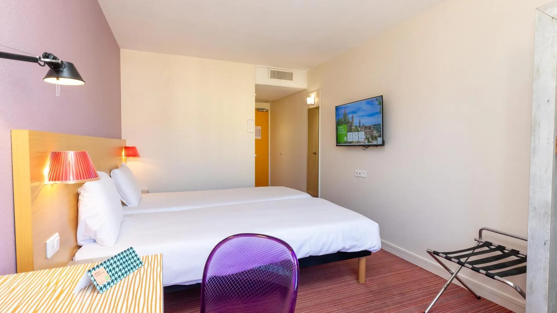 Ibis Styles Le Puy En Velay Hotel 3*, Le Puy-en-Velay France