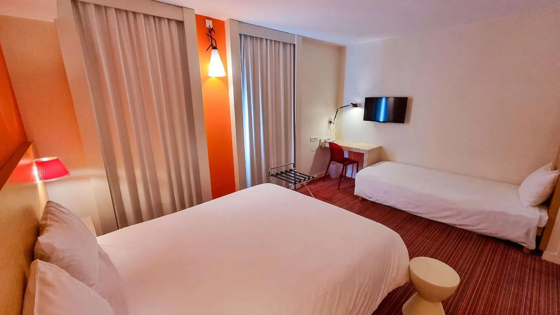 Ibis Styles Le Puy En Velay Hotel