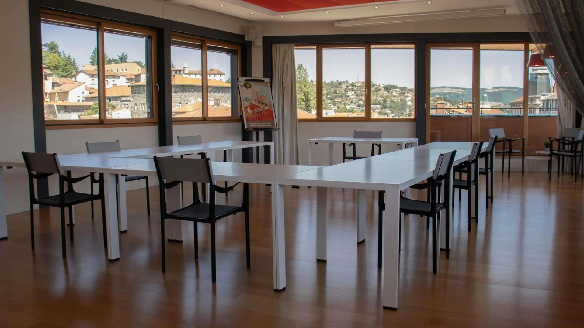 Ibis Styles Le Puy En Velay Hotel 3*, Le Puy-en-Velay